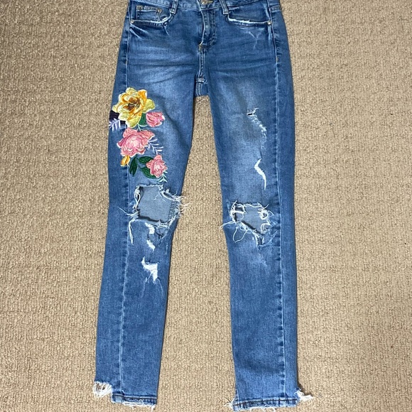 Skinny ripped jeans - Picture 1 of 3